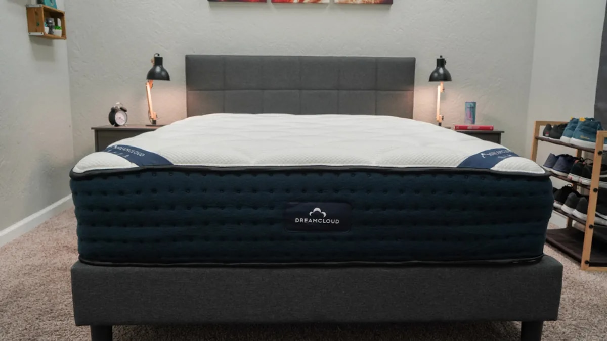 dreamcloud mattress